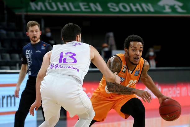 感情纽带往 感情纽带往