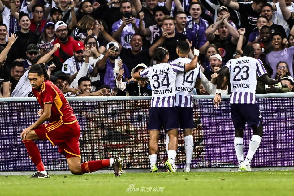 中国队在近 中国队在近