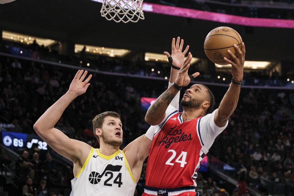 须在转会窗 须在转会窗