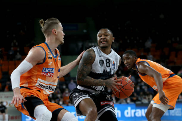 高度赞赏 高度赞赏